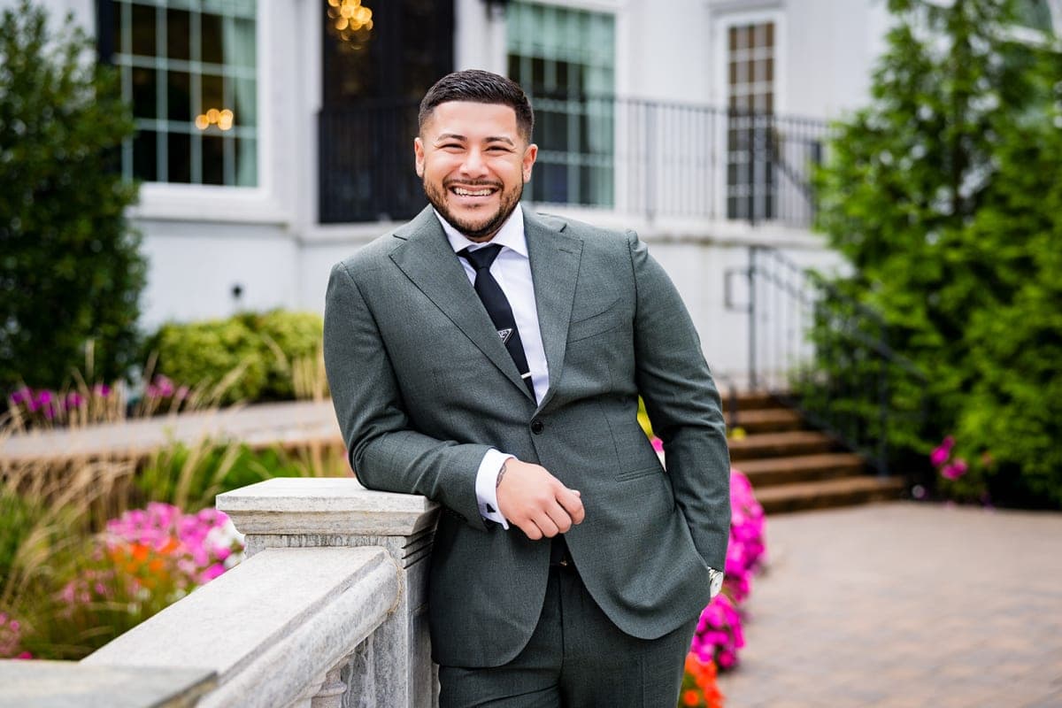 How to Get Great Bridal Party Photos Without Losing Your Mind (or Your Timeline) — wedding photography by Hariel Xavier